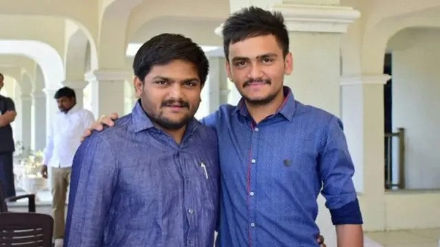 ஹர்திக் படேலுடன் சாகர்