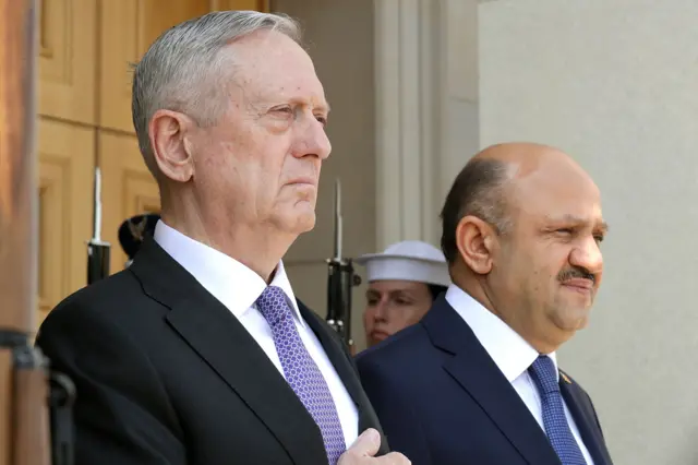 ABD Savunma Bakanı James Mattis ve Milli Savunma Bakanı Fikri Işık
