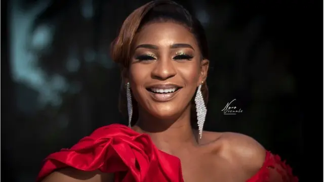 Immaculate Okochu ń múra ìyàwó lọ́wọ́ ló k'àgbákò ikú