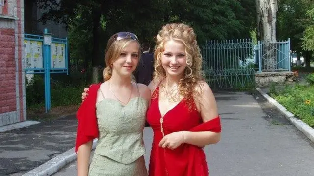 Ірина Ноздровська з сестрою Світланою, яка загинула внаслідок ДТП у 2015 році