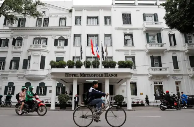 మెట్రోపోల్ హోటల్