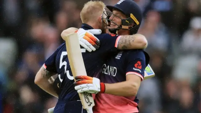 इंग्लैंड के बल्लेबाज़