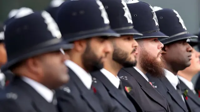 আশির দশক থেকে ব্রিটিশ পুলিশে অভিবাসী জনগোষ্ঠীর প্রতিনিধিত্ব ক্রমে বাড়ছে