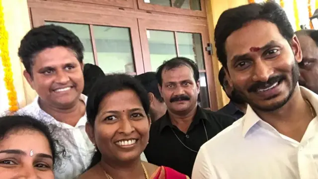 వైసీపీ మహిళా మంత్రులు