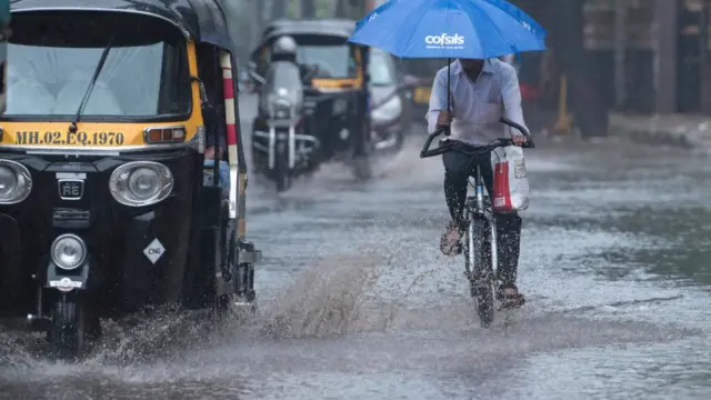 પ્રતીકાત્મક તસવીર