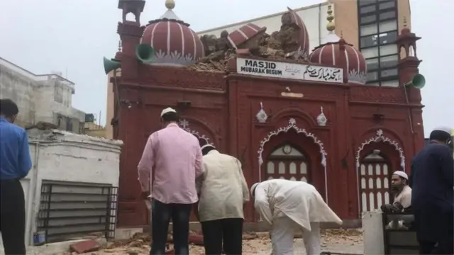 ముబారక్ బేగం మసీదు