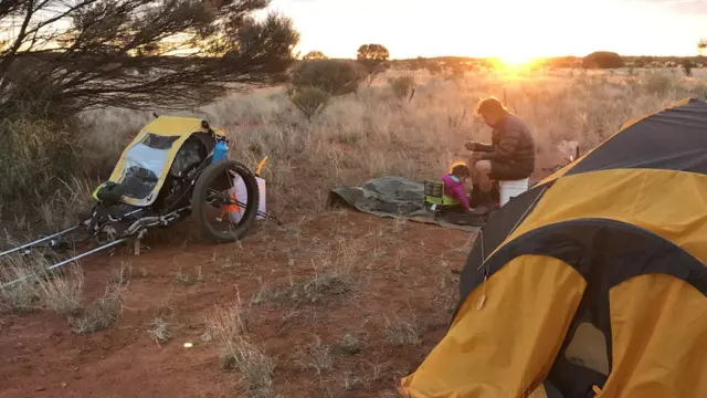 他们常在河床上扎营。