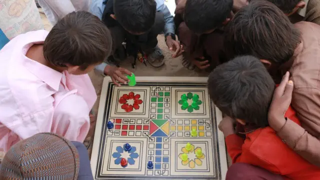 ہندو برادری، تعلیم