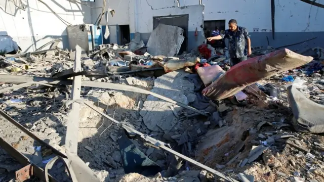 وكالة اللاجئين التابعة للأمم المتحدة عبرت عن "قلق بالغ" من نتائج الضربة.