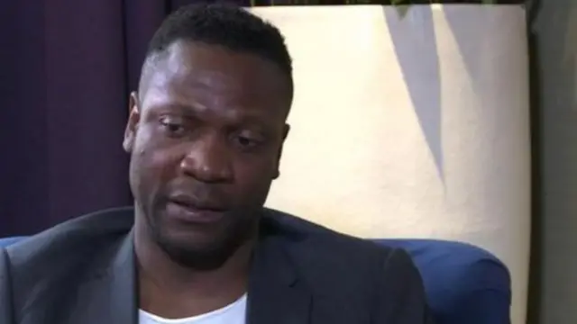 مدافع الكاميرون لورين