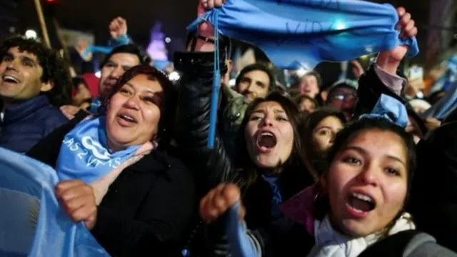 အာဂျင်တီးနား