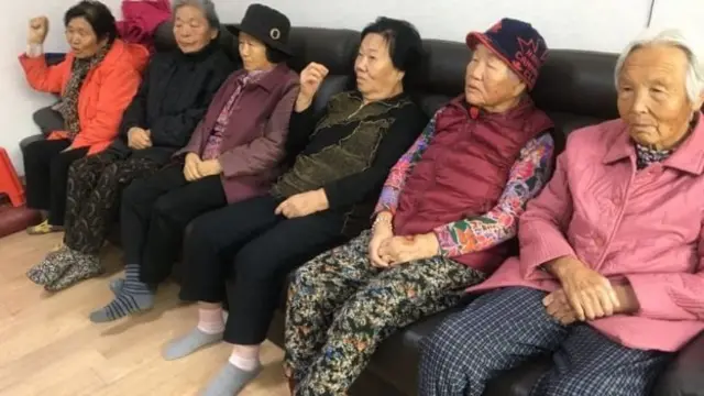 उत्तर कोरिया सीमेवरील गावातील वृद्धाश्रम