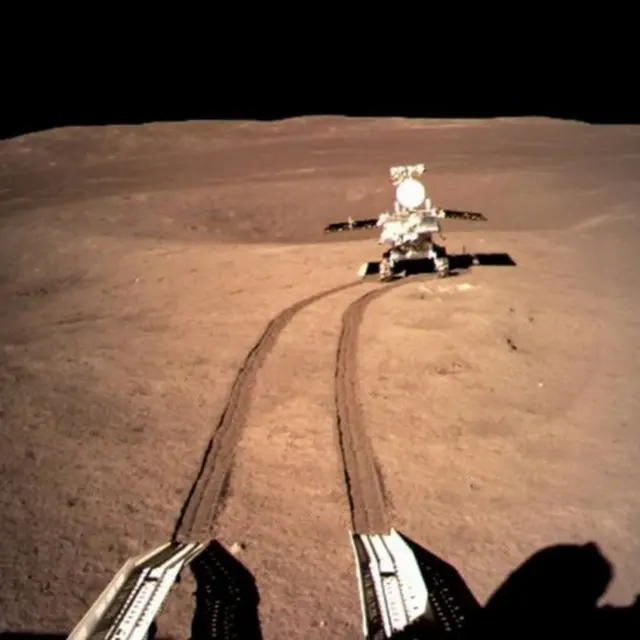 Rover de la misión Chang'e-4 en el lado oculto de la Luna