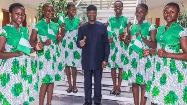 Washegari mataimakin shugaban Najeirya Farfesa Yemi Osinbajo ya karbi bakuncin 'yan matan da suka lashe gasar fasaha wacce aka yi a birnin San Francisco na Amurka