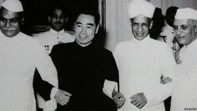 પ્રથમ રાષ્ટ્રપતિ રાજેન્દ્ર પ્રસાદની સાથે ચીનના વડાપ્રધાન