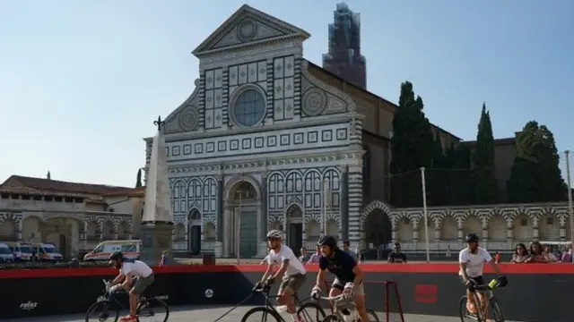 इटली के फ्लोरेंस में सांता मारिया चर्च