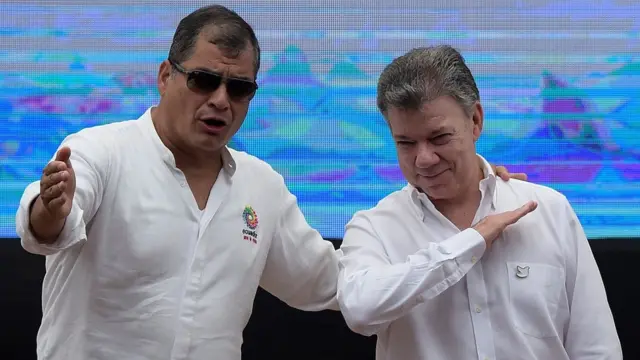 Rafael Correa y Juan Manuel Santos.