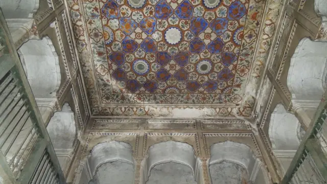 چھٹی پاٹھ شاہی