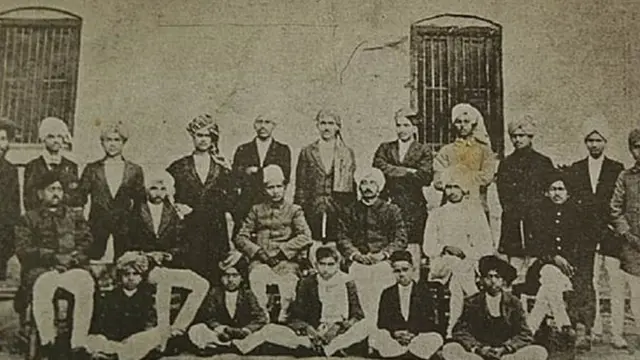 bhagat singh in college.
