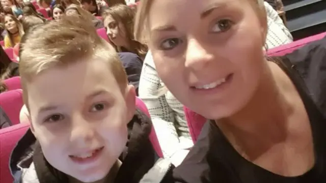 Линдси Тернер и сын