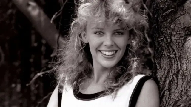 Proslavila se ulogom žustre auto-mehaničarke Šarlin Mičel u australijskoj sapunici Susedi