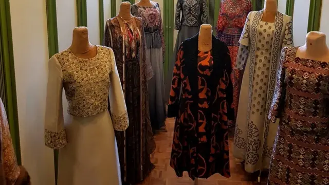 لباس‌های شهبانو فرح در کاخ نیاوران