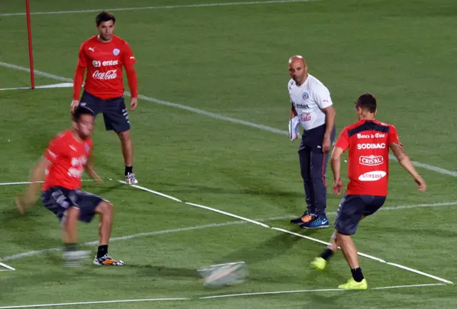 Sampaoli en una sesión con Chile