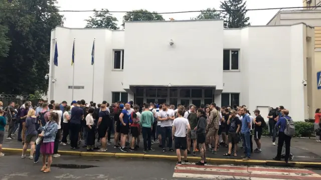 Акція біля будівлі МВС у Києві