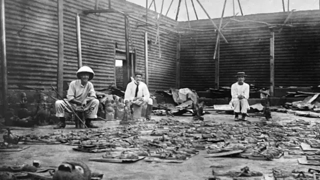 نُهبت "كنوز بنين" في فبراير/شباط عام 1897