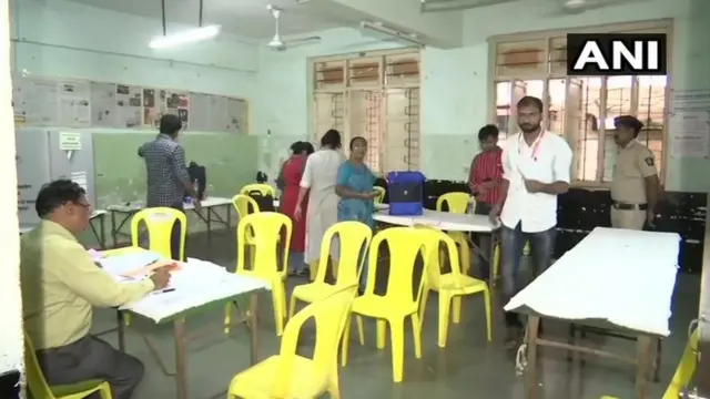 मतदान केंद्र, धारावी