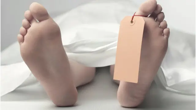 20 વર્ષીય યુવતીને છેલ્લા એક વર્ષથી કાપોદરા વિસ્તારમાં રહેતા ફેનીલ ગોયાણી નામના યુવાન હેરાન કરતા હતા