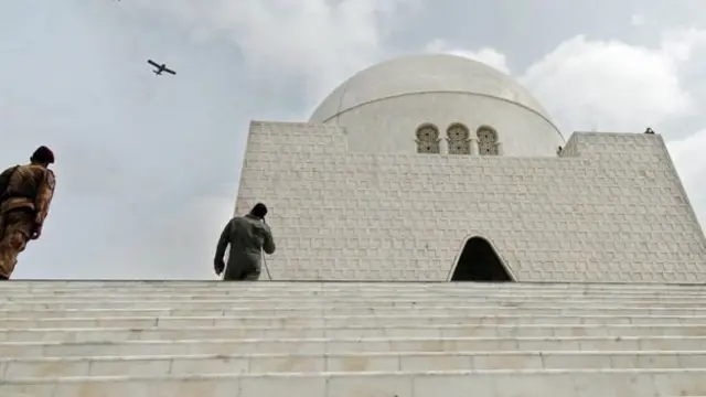 जिन्ना का मकबरा