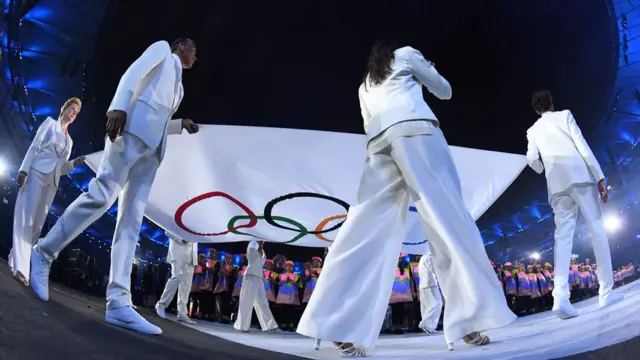 El tradicional desfile estuvo lleno de colorido.