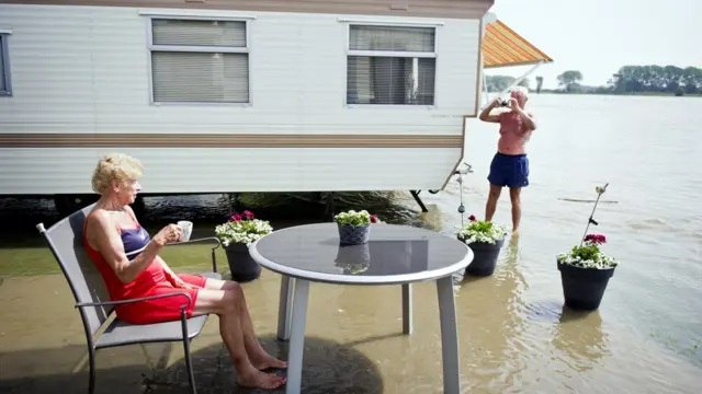 Люди порой нуждаются в паузах и уединении