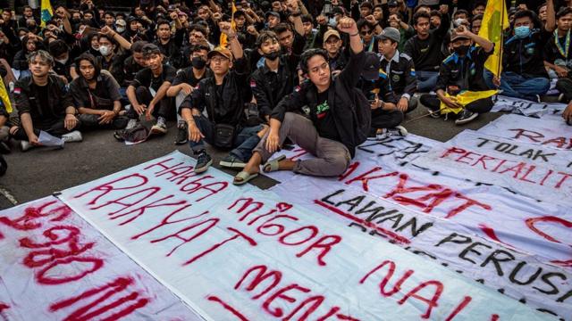 Demo Mahasiswa BEM Seluruh Indonesia Tolak Penundaan Pemilu Diwarnai ...