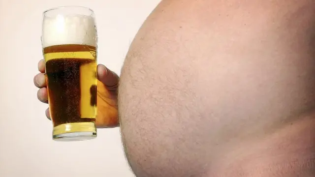 Пивний живіт