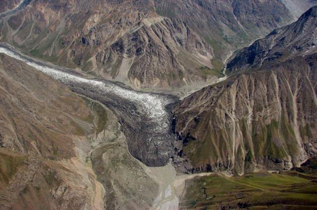 Ледник Медвежий, Горный Бадахшан