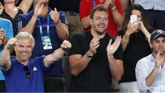 कैरोलाइन के पिता