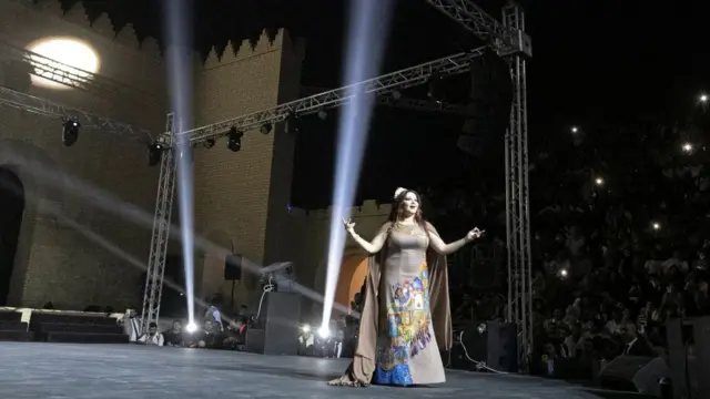 इनास तलेब