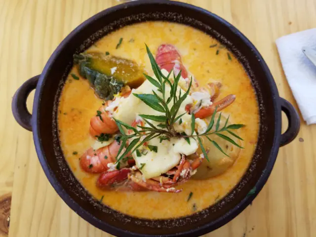 Chupe de camarones en Arequipa, Perú. (Foto: Analía Llorente)