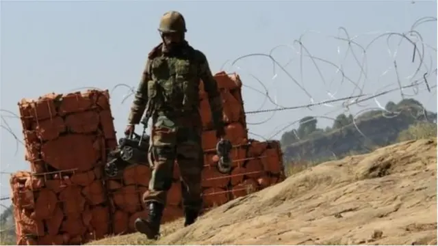 కశ్మీర్ కలకలం