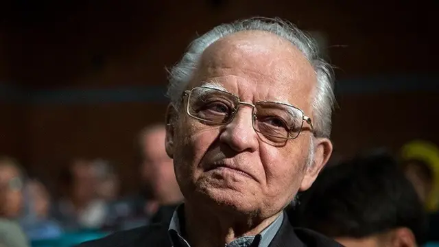 حسین دهلوی