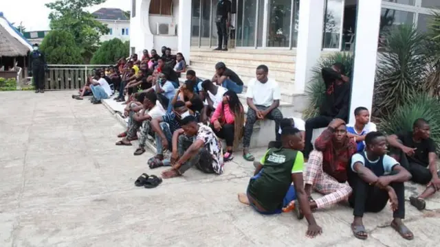 Awọn ọdọ ti wọn mu