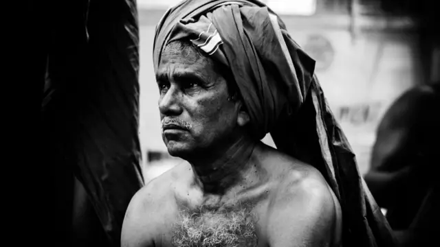 விவசாயிகளின் துயரம்