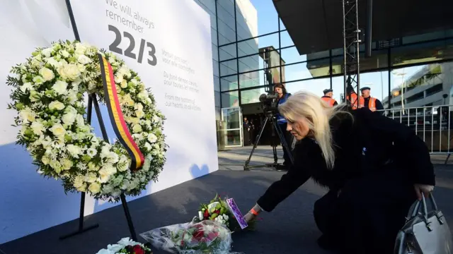 Homenagem às vítimas dos atentados no aeroporto de Bruxelas