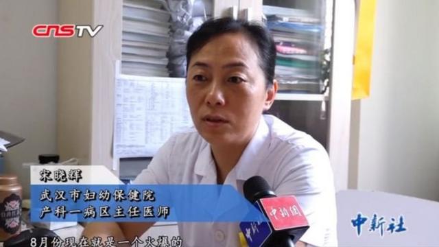"Tháng Tám là tháng bùng nổ," y tá Song Xiaohui cho biết.