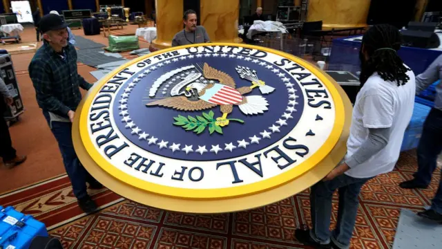 تحلیف ترامپ