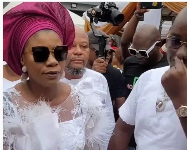 Obi Cubana na ndí ezinaúló ya