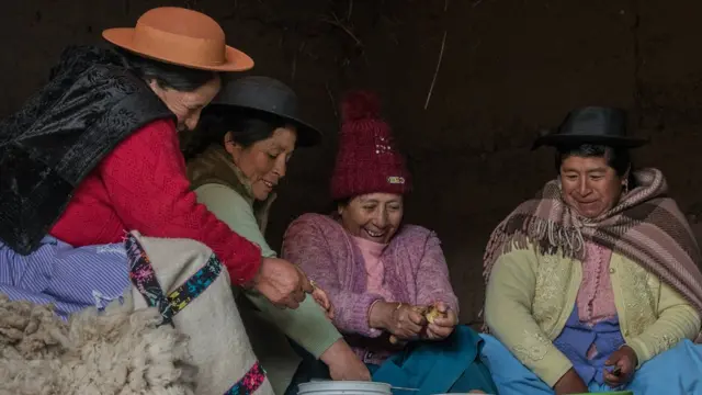 Protagonistas de "Mujer de soldado".