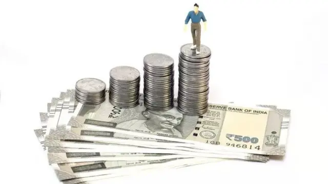 તહેવારના દિવસો પહેલાં સરકારી કર્મચારીઓનો પગાર વધારો